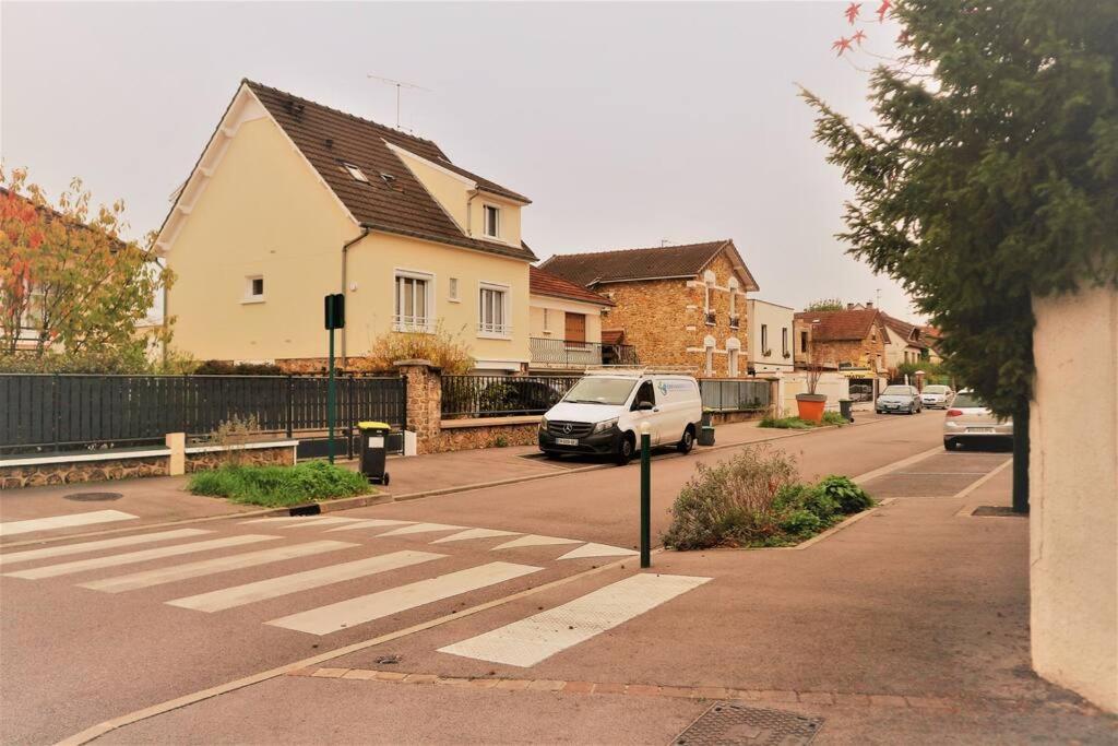 Appartement Cosy Proche Disney Vaires-sur-Marne ภายนอก รูปภาพ